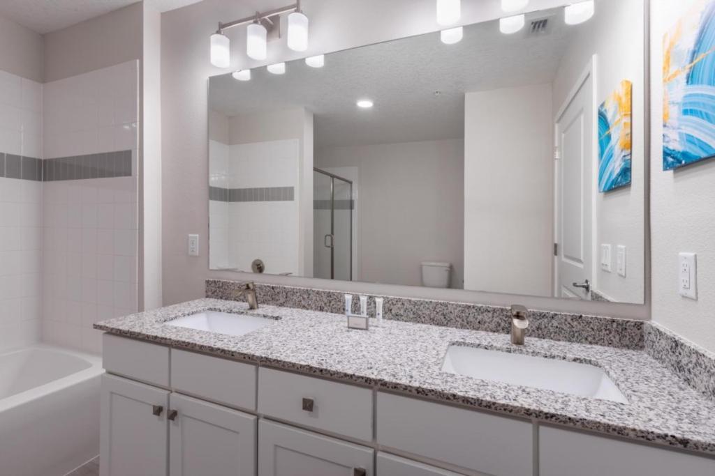 New Modern Vista Cay Reserve - 6006 Apartment *