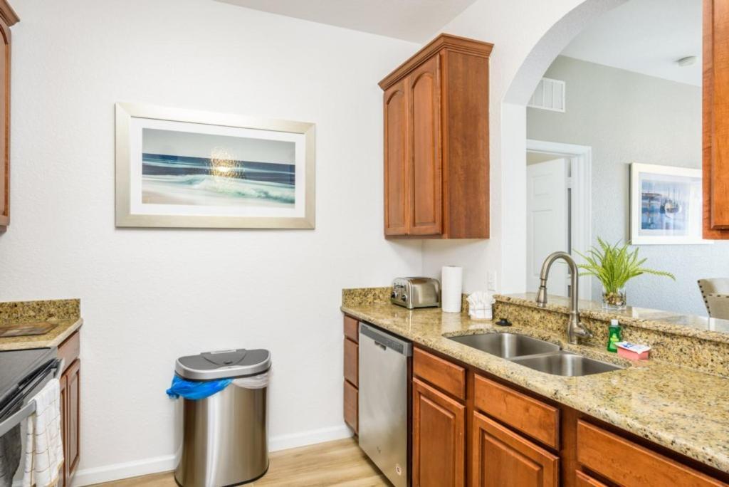 Beautiful Deluxe Condo, Vista Cay, - 3008 * Orlando