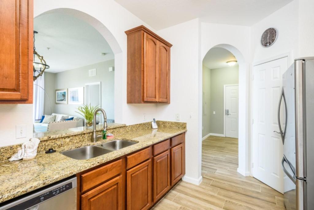 Beautiful Deluxe Condo, Vista Cay, - 3008 Apartment *