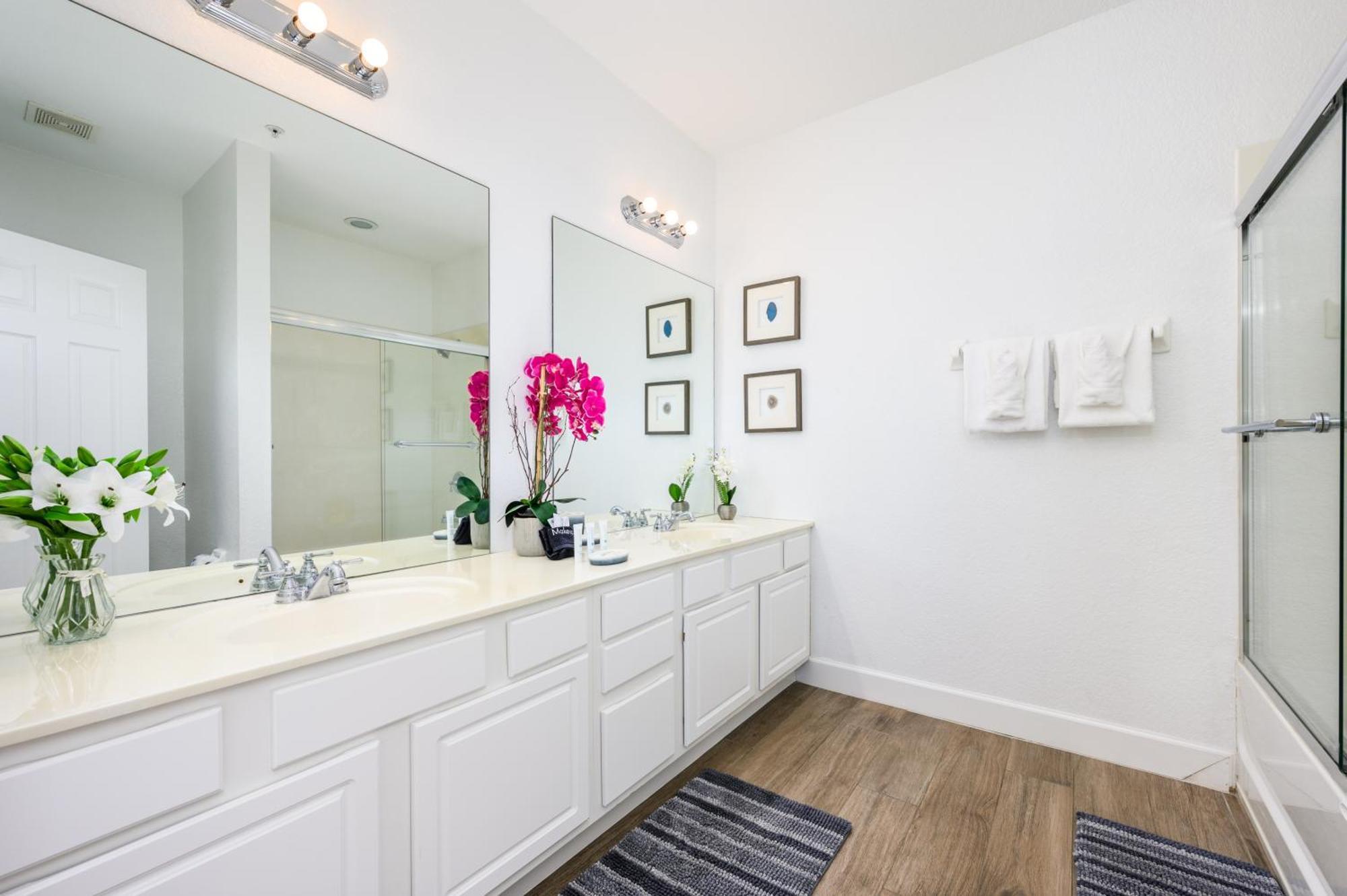New Listing, Beautiful Vacation Townhome - 4031 Apartment *
