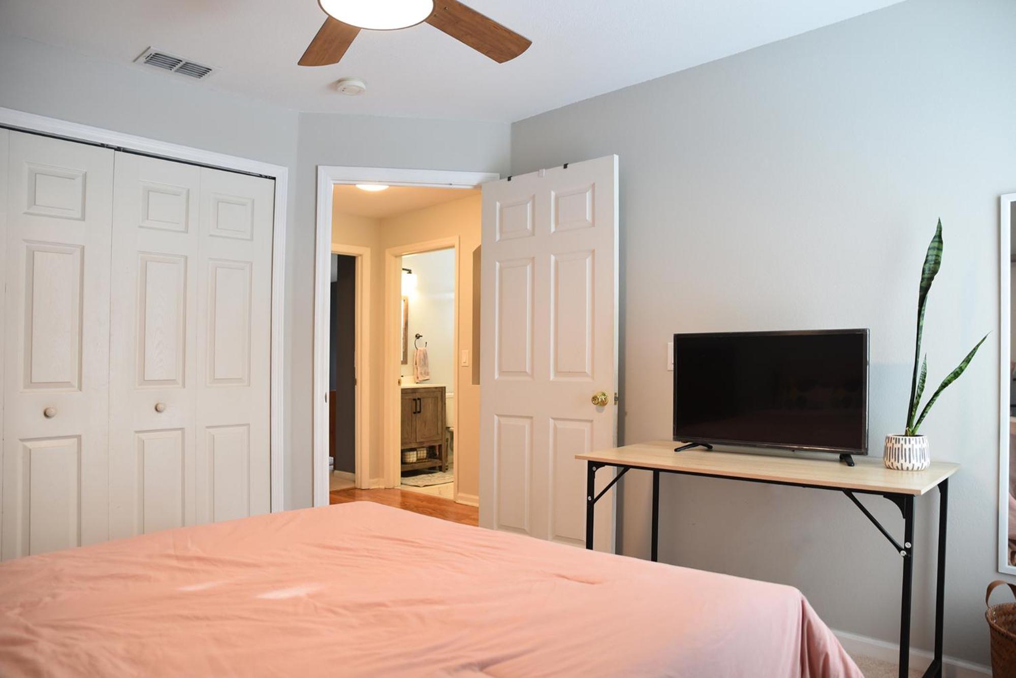 Artisan's Retreat - Poolside Paradise Near * Orlando