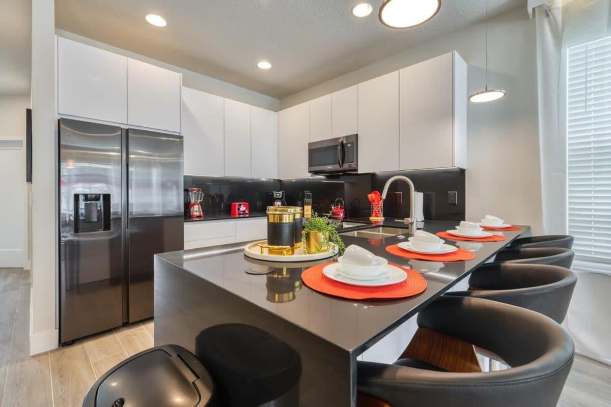 Modern Luxury Retreat - Mickey & Harry Potter Beds * Orlando