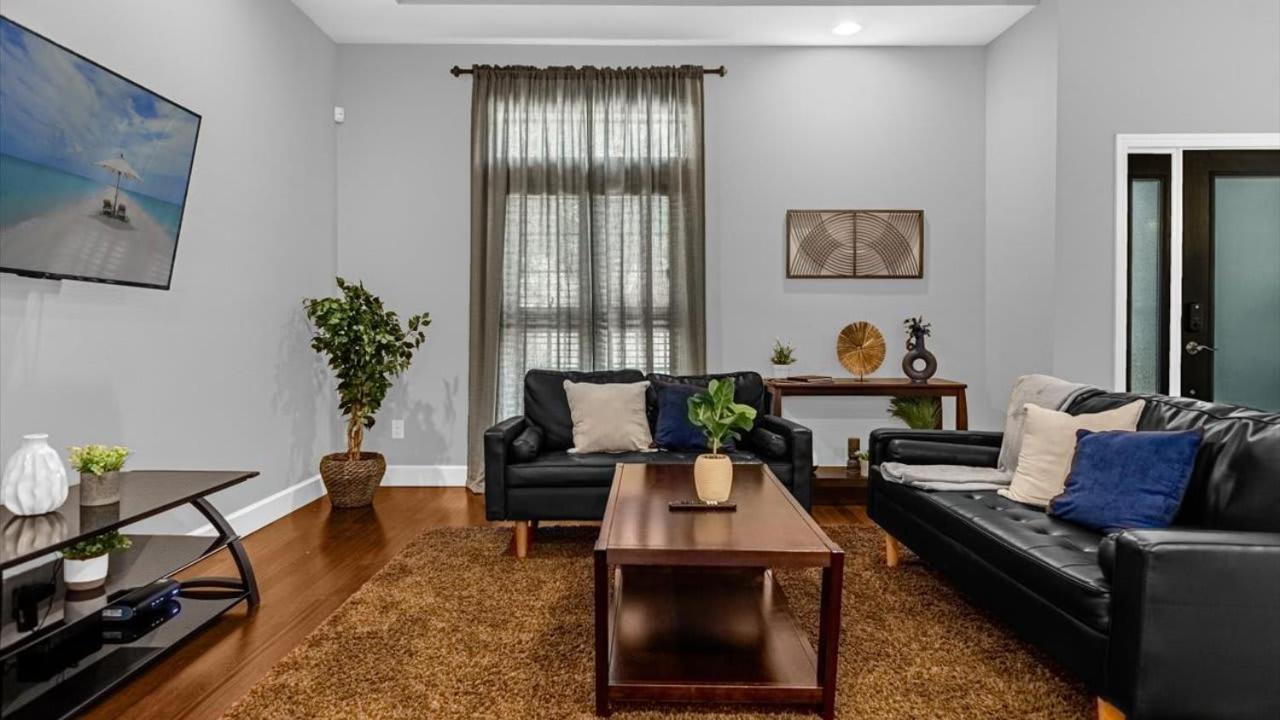 Holiday home Deluxe Townhome - 5 Minutes From Orlando