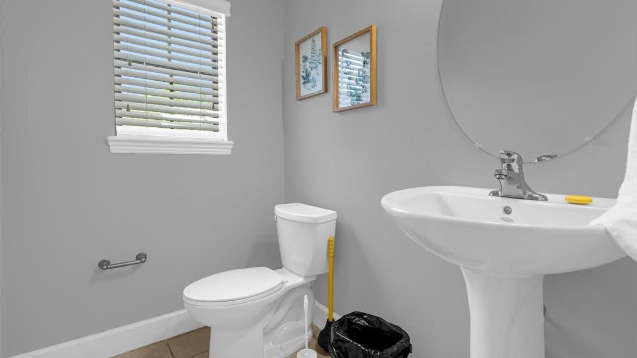 Holiday home Deluxe Townhome - 5 Minutes From *