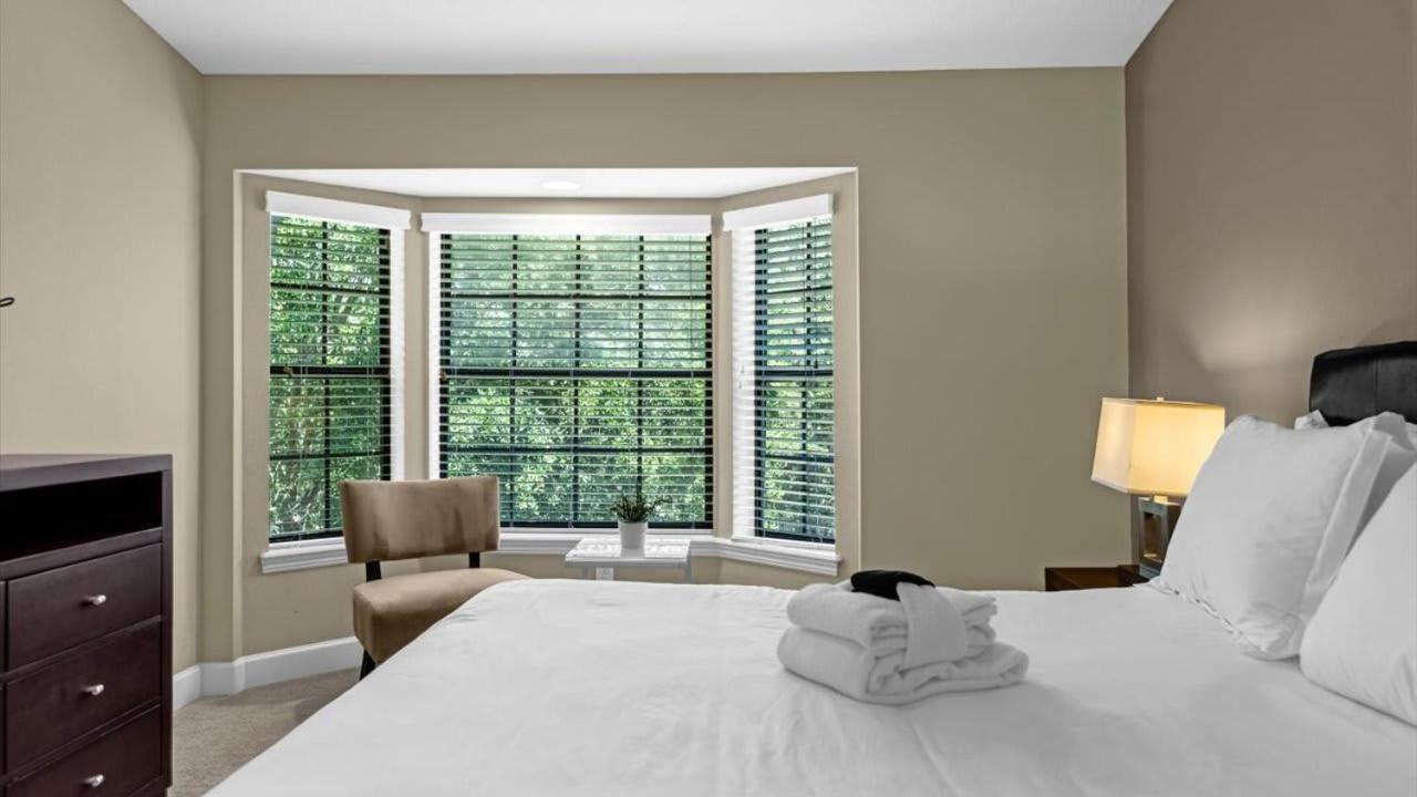 Holiday home Deluxe Townhome - 5 Minutes From *