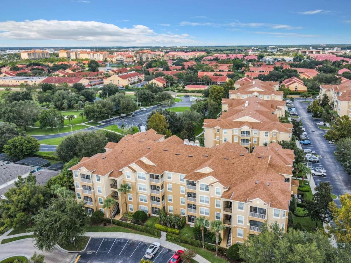 Windsor Hills Mickey Mouse Condo, 2.5mi *