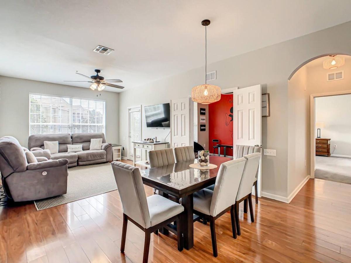 Windsor Hills Mickey Mouse Condo, 2.5mi Apartment *