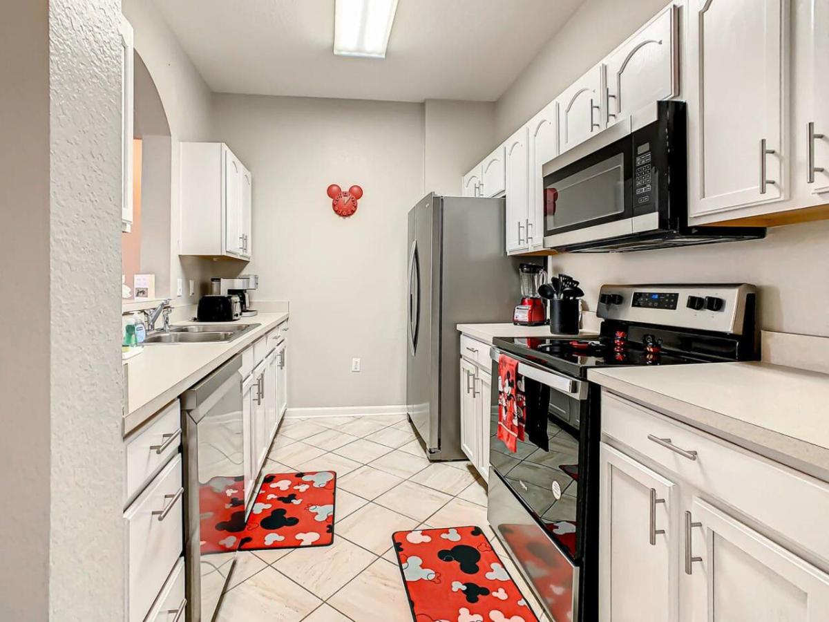 Windsor Hills Mickey Mouse Condo, 2.5mi *