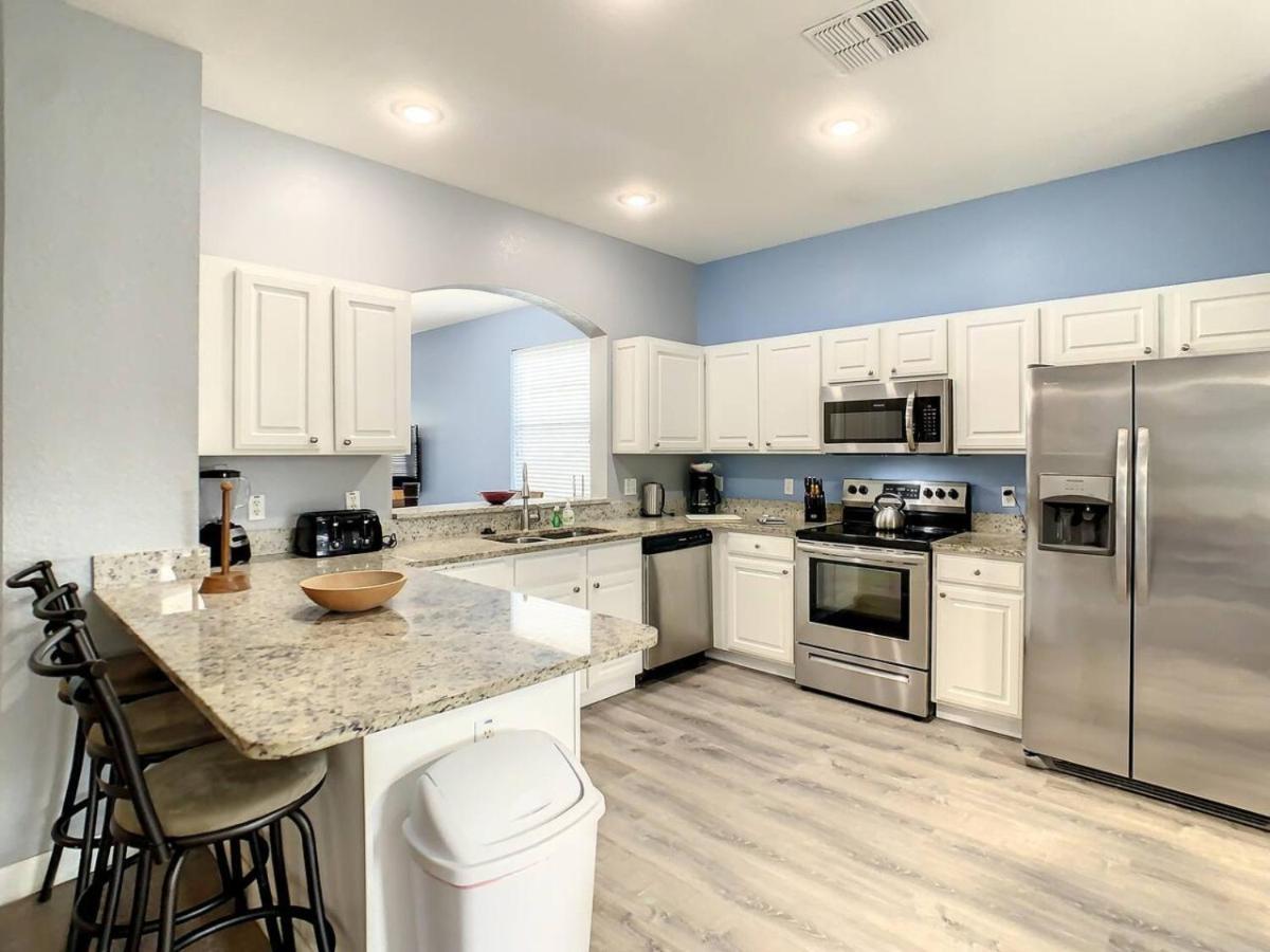 Holiday home Windsor Hills Star Wars, Frozen, Mickey 2mi Orlando
