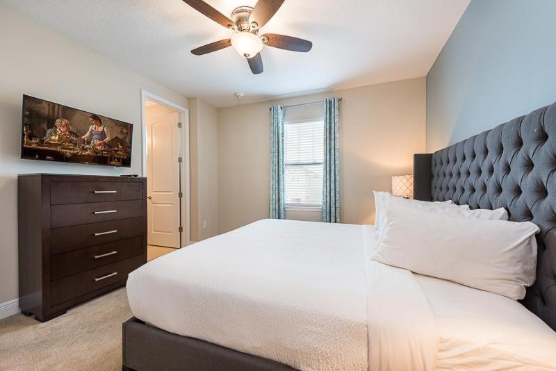 Holiday home Ec422 - Gleaming With Theater At Encore *