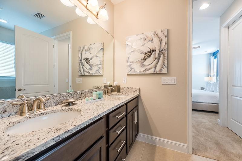 Holiday home Ec422 - Gleaming With Theater At Encore