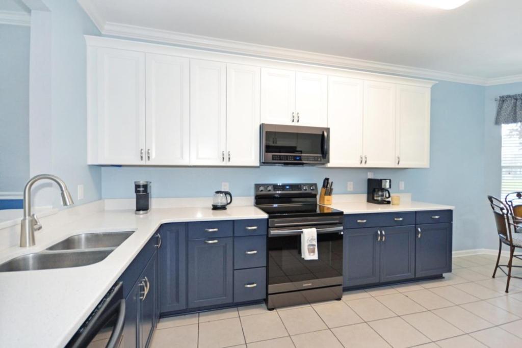 Villa Windsor Hills 1059 By