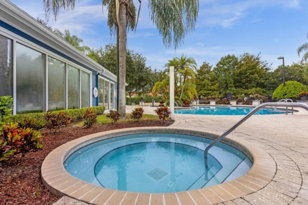 4 Bedrooms - 3 Bathrooms - Lucaya Village 15-101 Holiday home Orlando