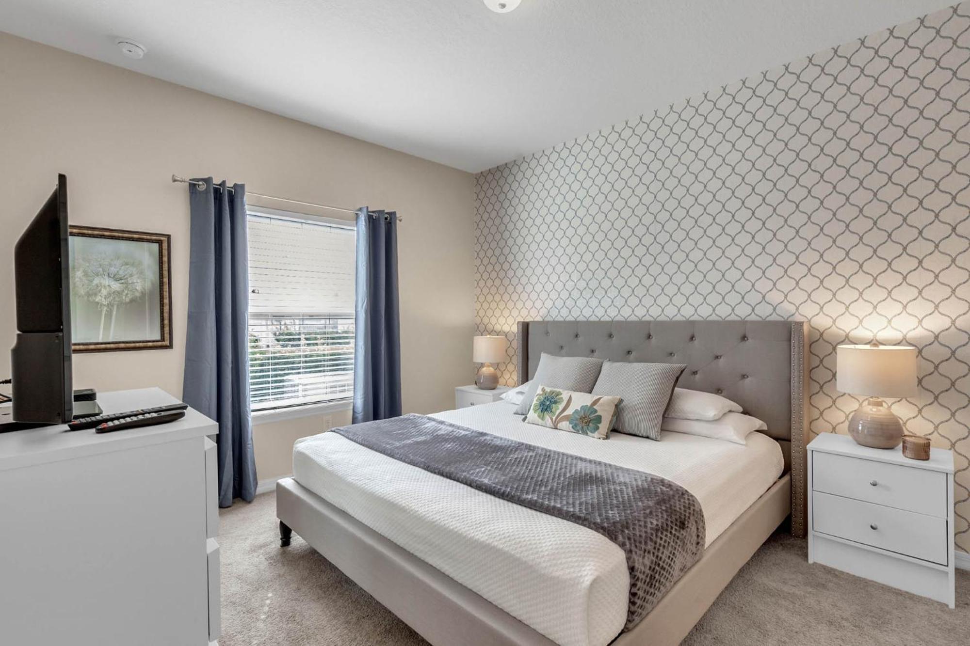 4 Bedrooms - 3 Bathrooms - Lucaya Village 15-101 * Orlando