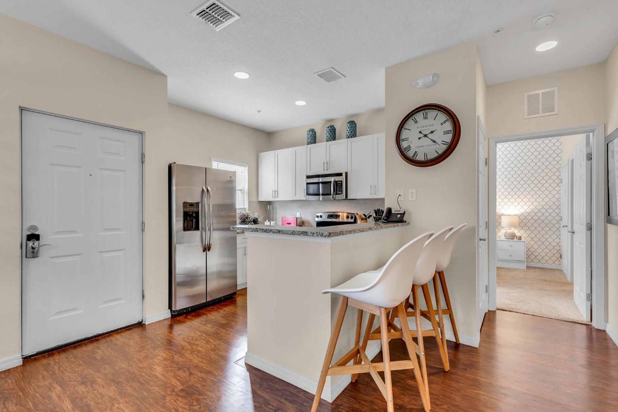4 Bedrooms - 3 Bathrooms - Lucaya Village 15-101 * Orlando