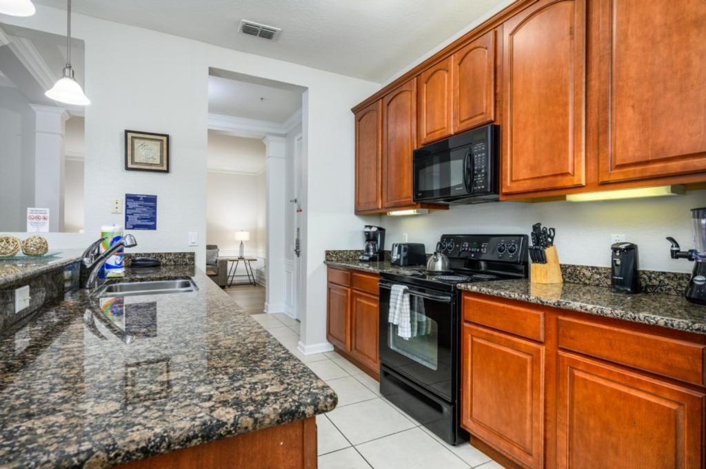 Premium Vista Cay Condo, Vista Cay - 2006 Apartment *