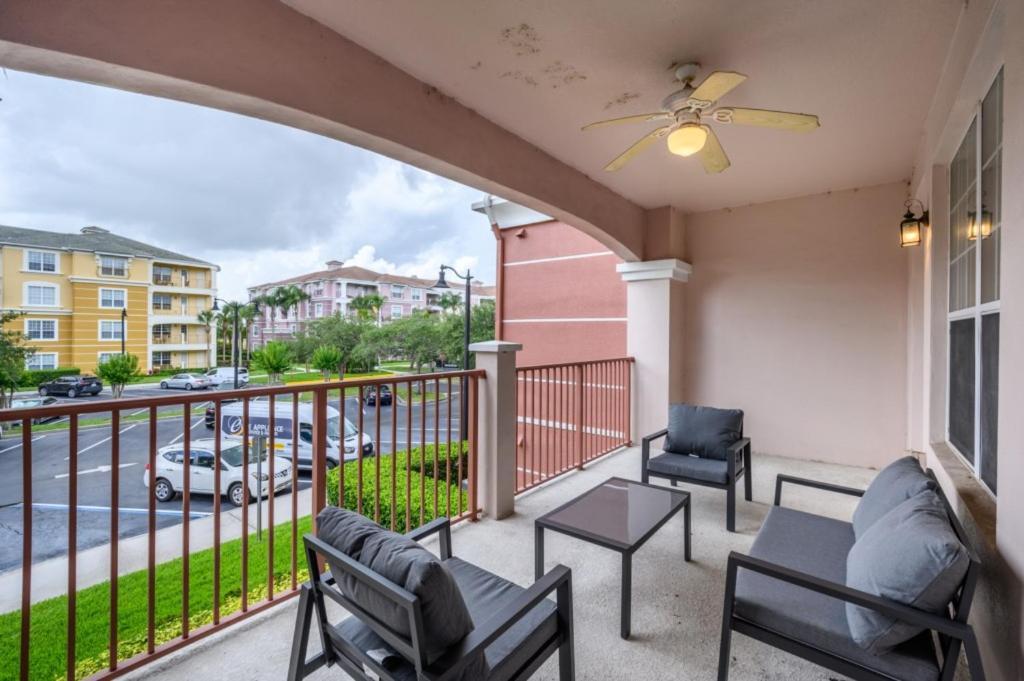 Premium Vista Cay Condo, Vista Cay - 2006