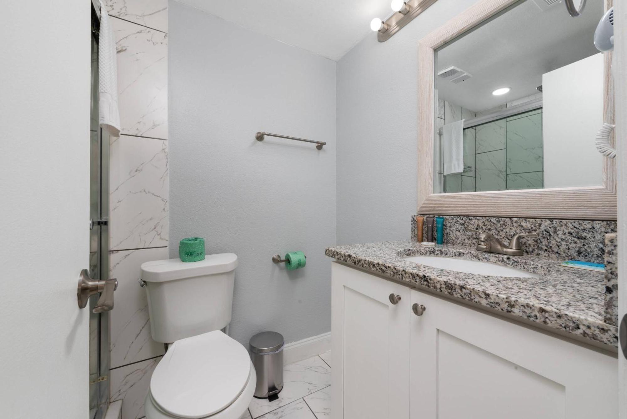 2 Ground Floor Near Inter. Dr Apartment *