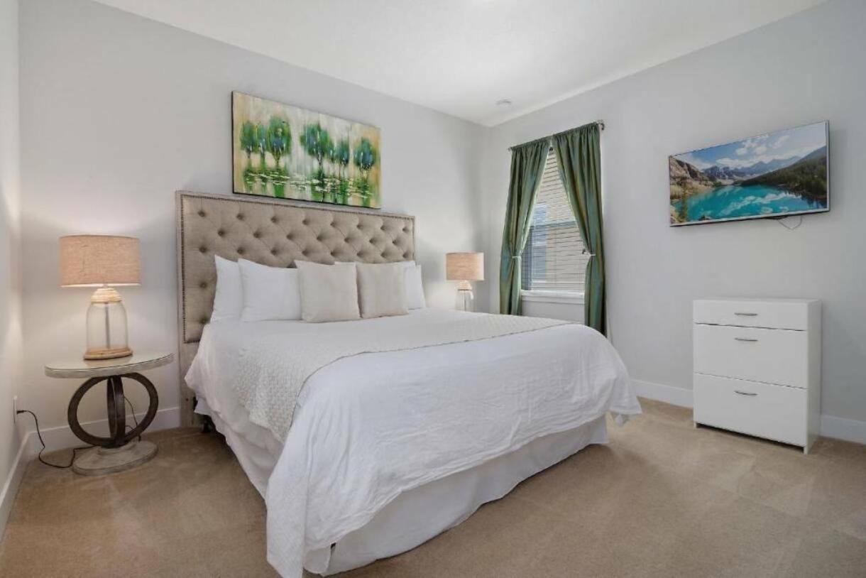 Spacious Vacation Home With Private Pool 76 Holiday home *