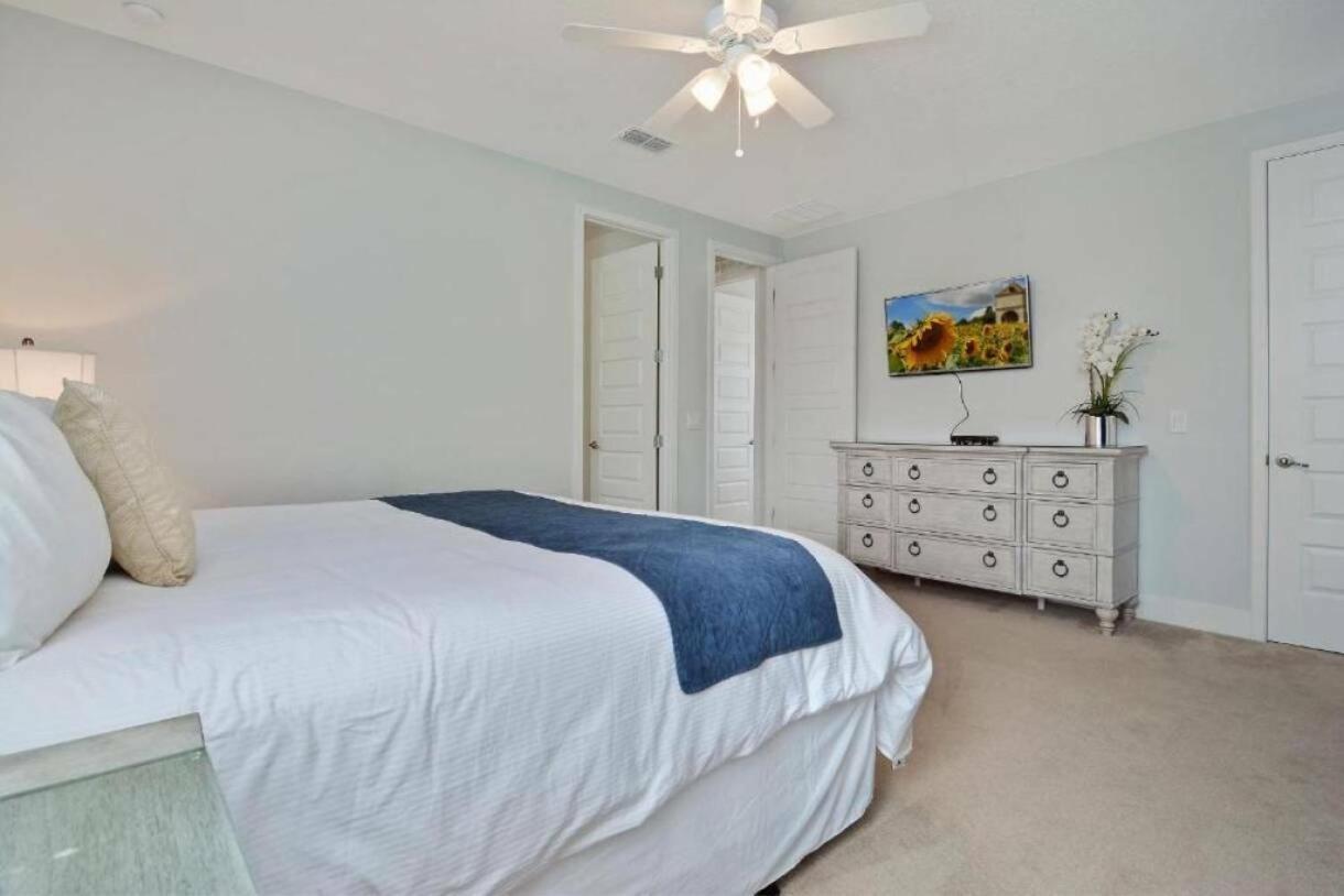 Spacious Vacation Home With Private Pool 76 Holiday home