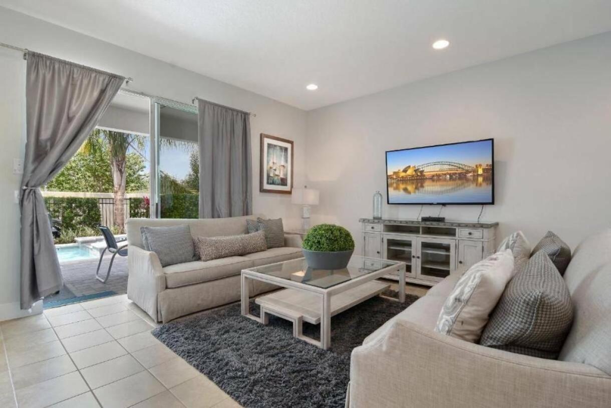 Spacious Vacation Home With Private Pool 76 Holiday home Orlando