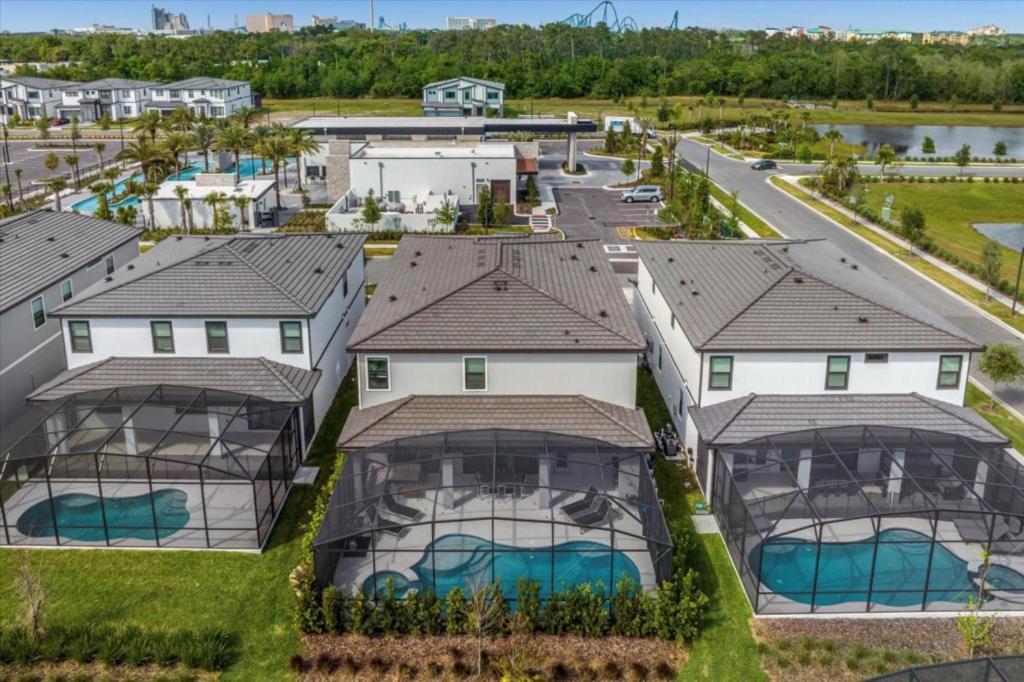 Holiday home 10 Bedrooms- 9 Bathrooms- Paradiso Grande 6216ss *
