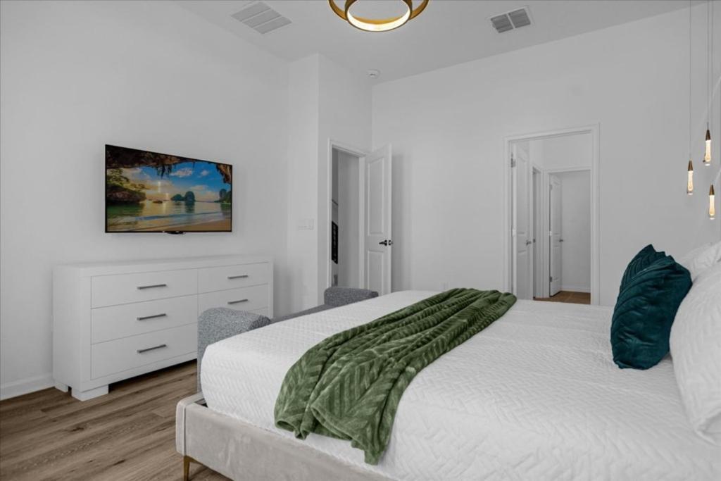 10 Bedrooms- 9 Bathrooms- Paradiso Grande 6216ss Holiday home *