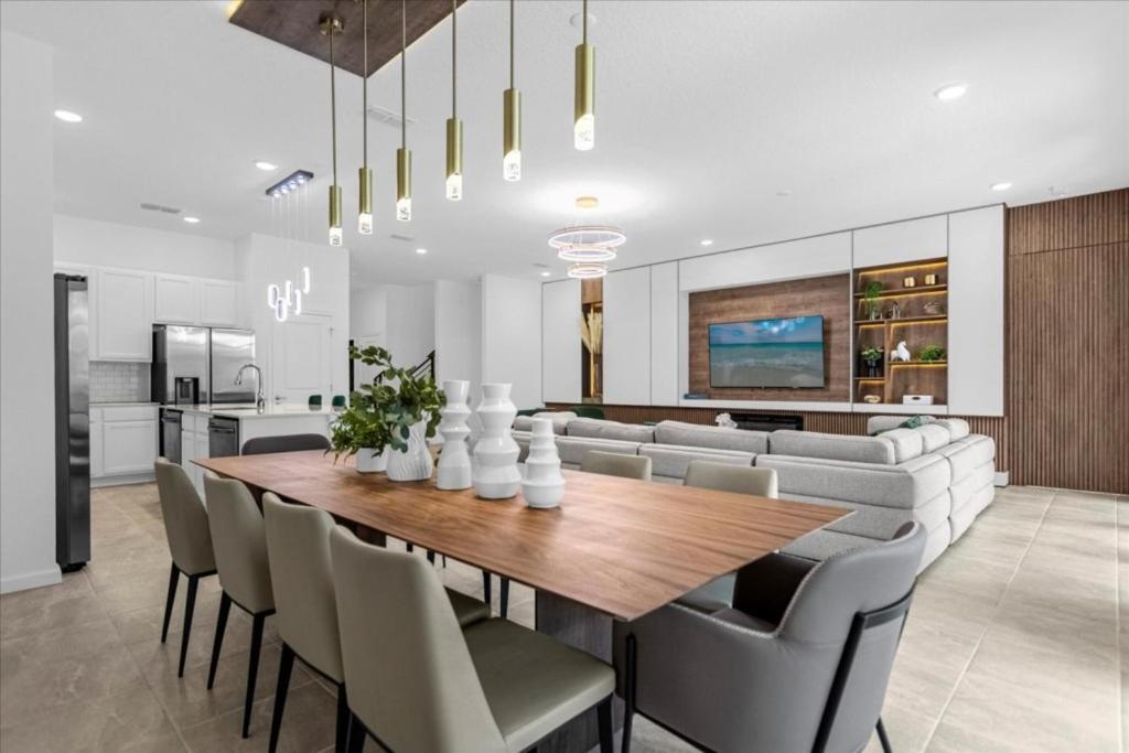 10 Bedrooms- 9 Bathrooms- Paradiso Grande 6216ss Holiday home *