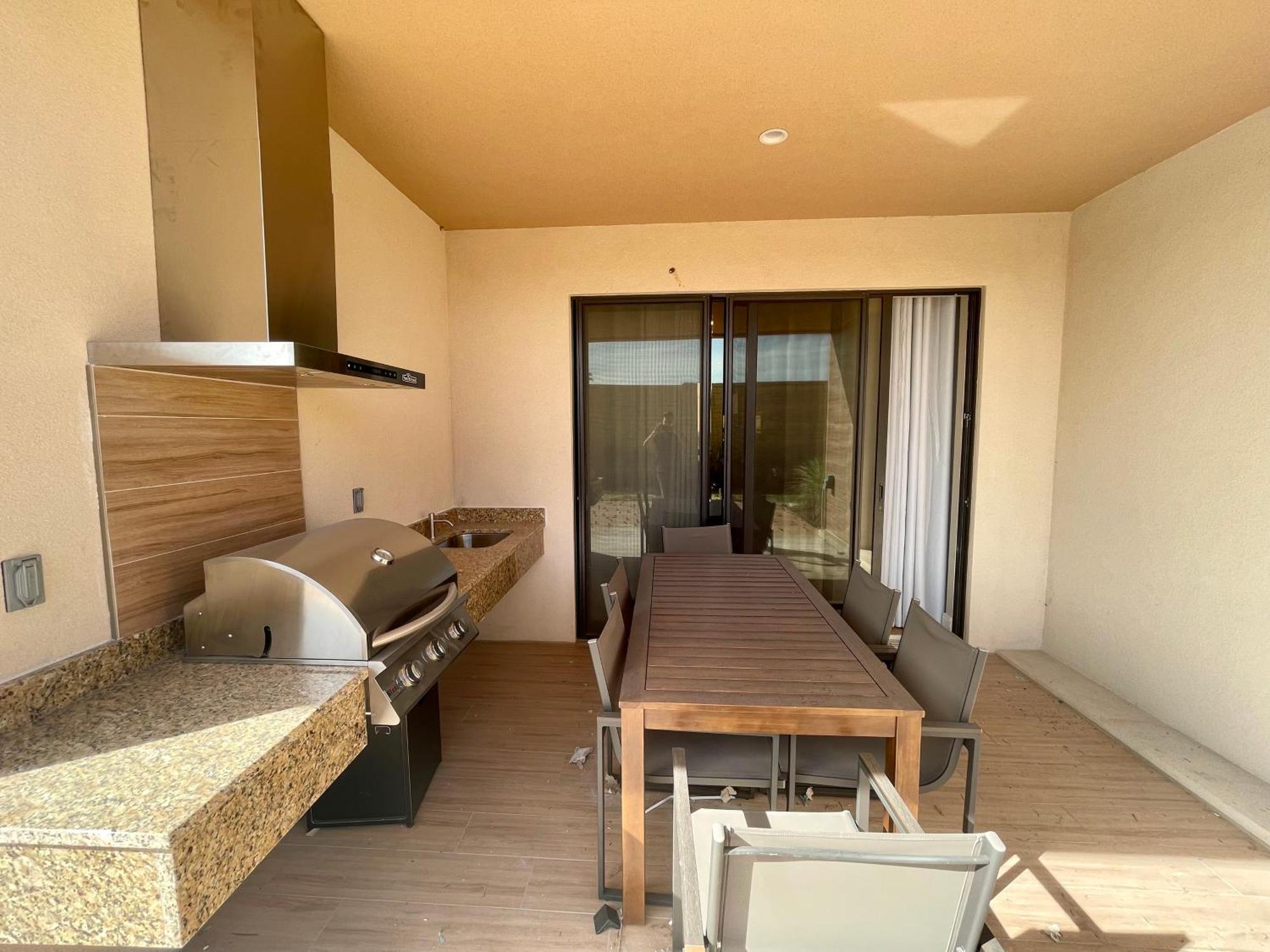 In 7 Min From Parks - 4 Bedrooms With En-suite Bathrooms! Orlando