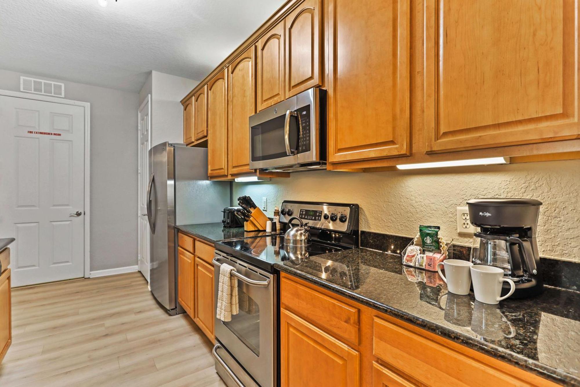 Holiday home 4804 Cayview Ave #105 *