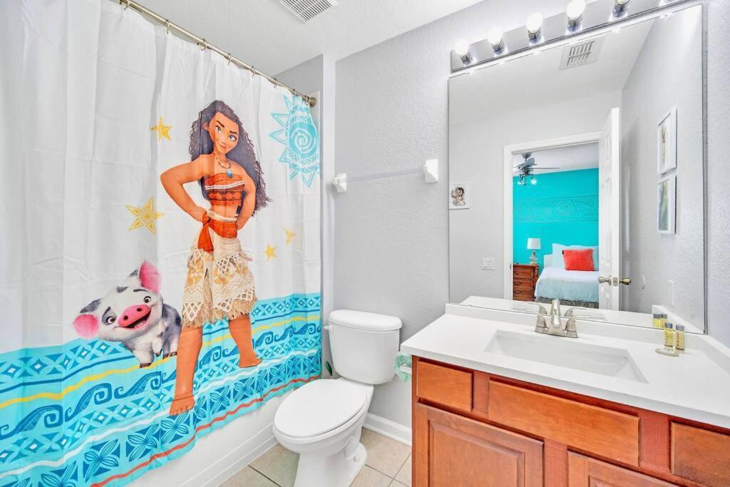 Guardians Theater 5br W Pool Hot Tub Villa