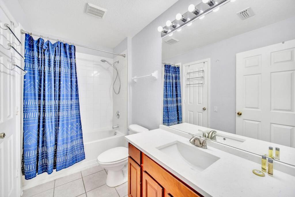 Guardians Theater 5br W Pool Hot Tub * Orlando