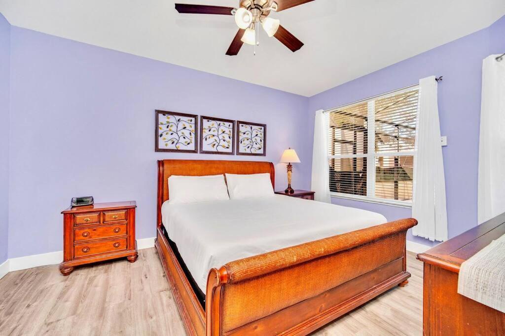 Guardians Theater 5br W Pool Hot Tub Villa *
