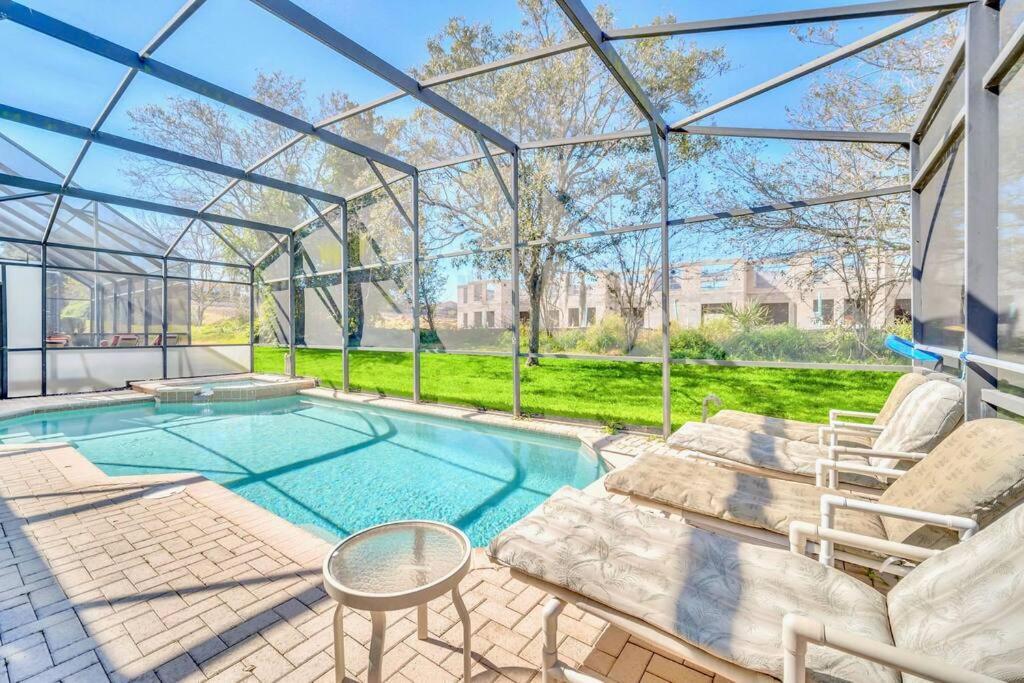 Guardians Theater 5br W Pool Hot Tub Orlando