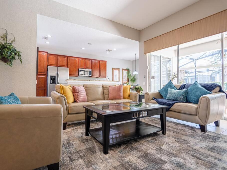 Luxury 5br With Private Pool And Villa