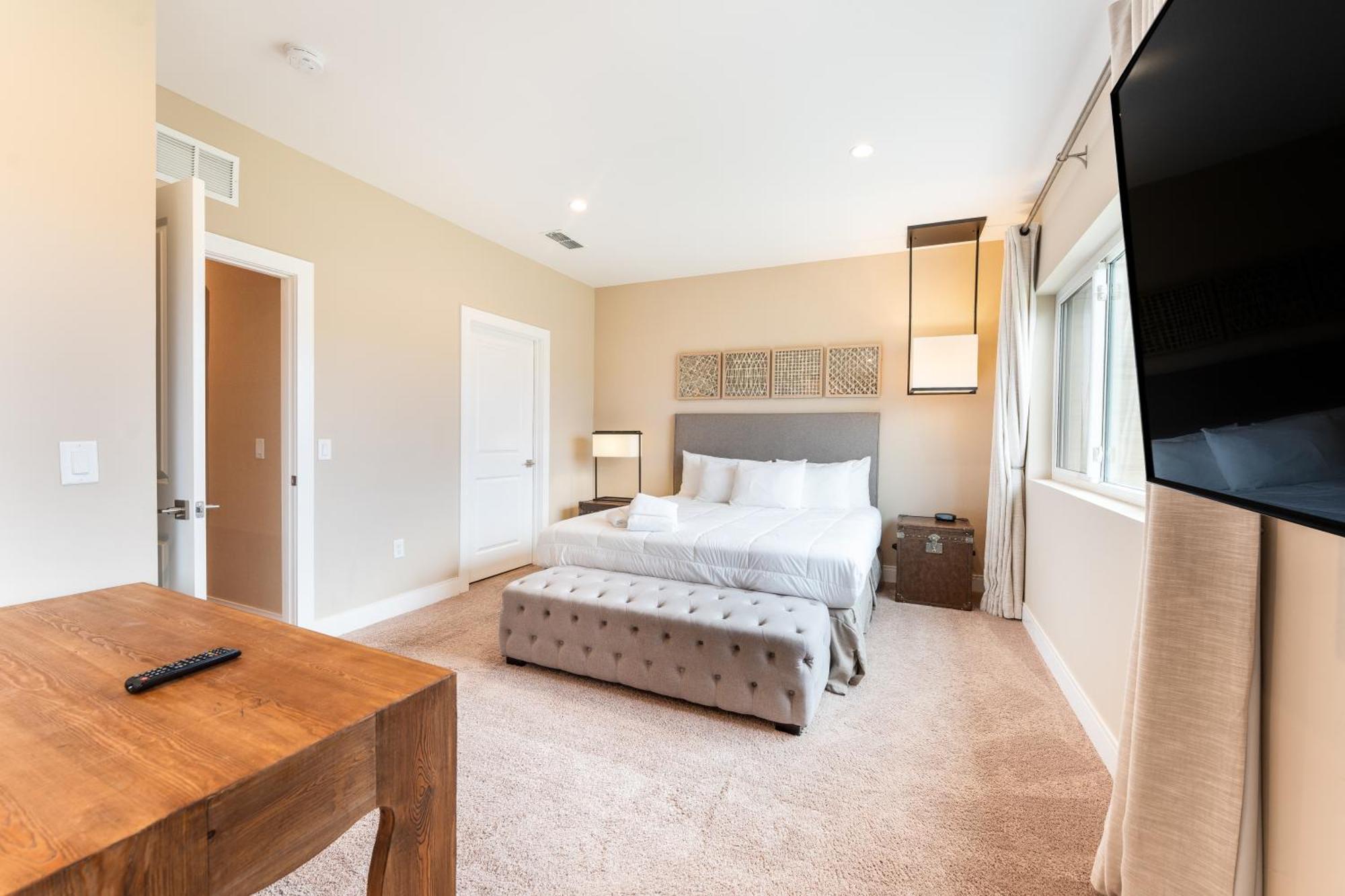 7458 Magic Village 3suites 8guests Jacuzzi 8 Min *