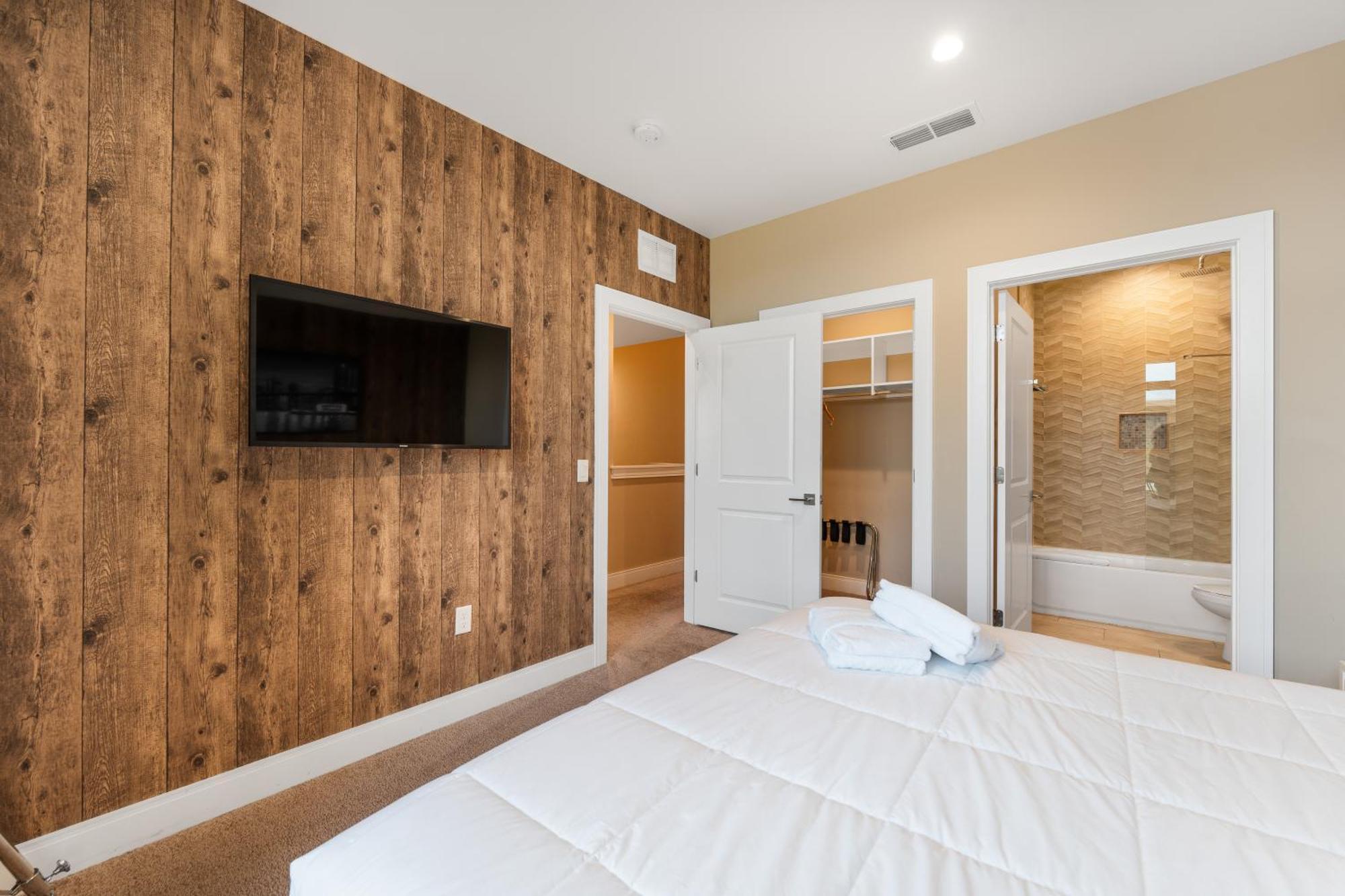 Holiday home 7458 Magic Village 3suites 8guests Jacuzzi 8 Min Orlando