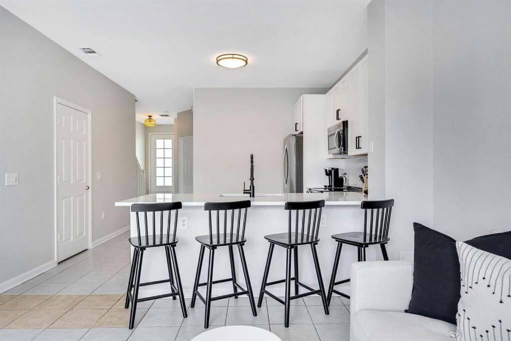 Windsor Hills Townhouse *