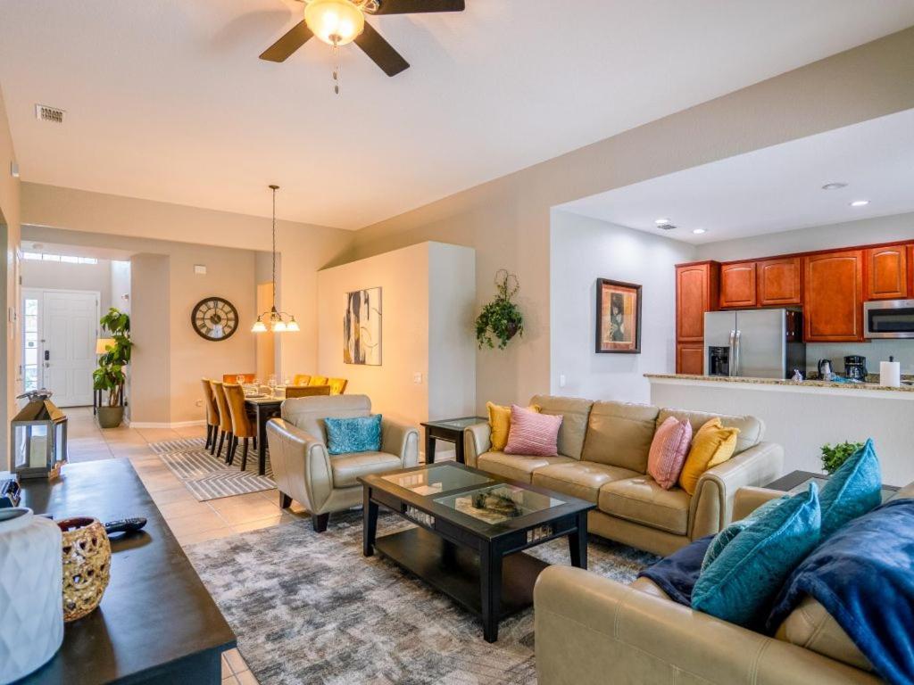 Luxury 5br With Private Pool And *