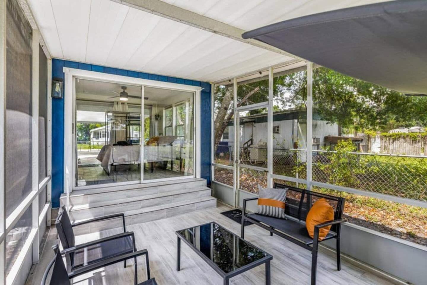3br Retreat Office Pets Near Airport