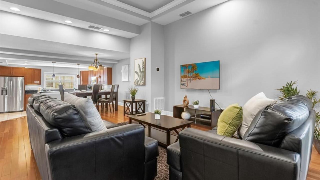 Holiday home Deluxe Townhome - 5 Min To *