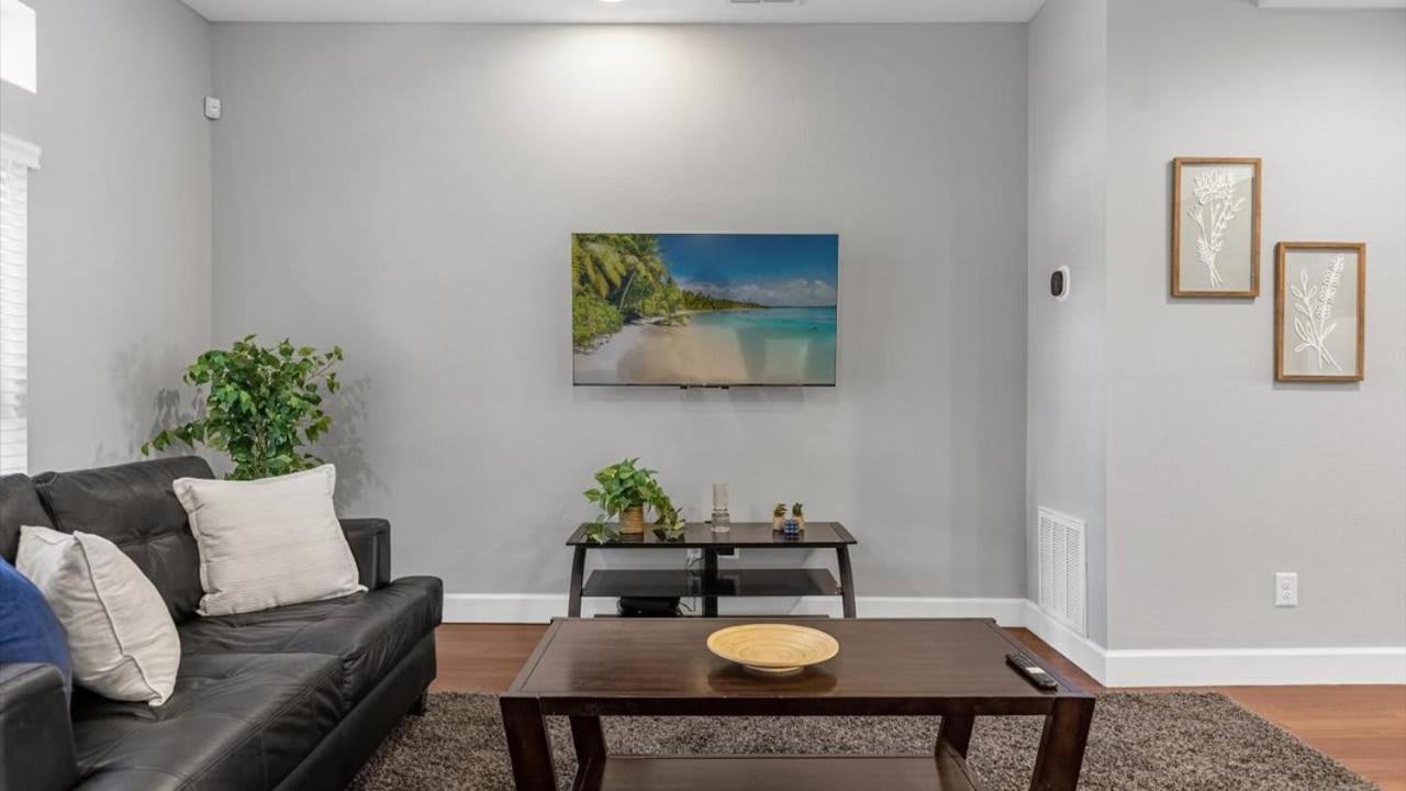 Holiday home Spring Break Paradise! Renovated Townhome By Orlando