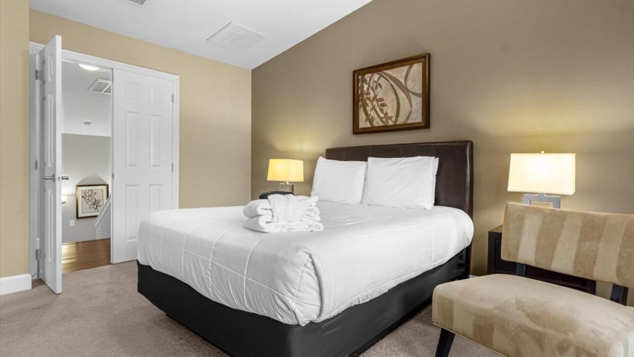 Spring Break Paradise! Renovated Townhome By Holiday home