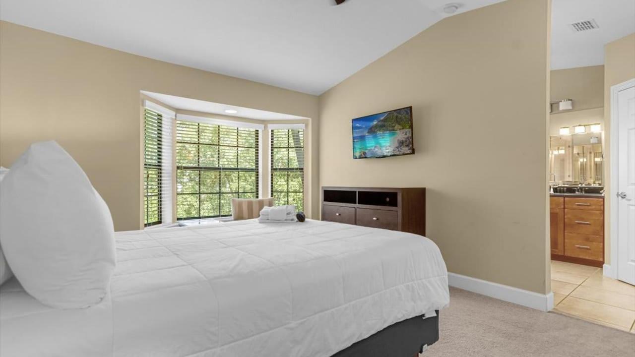 Spring Break Paradise! Renovated Townhome By Holiday home *