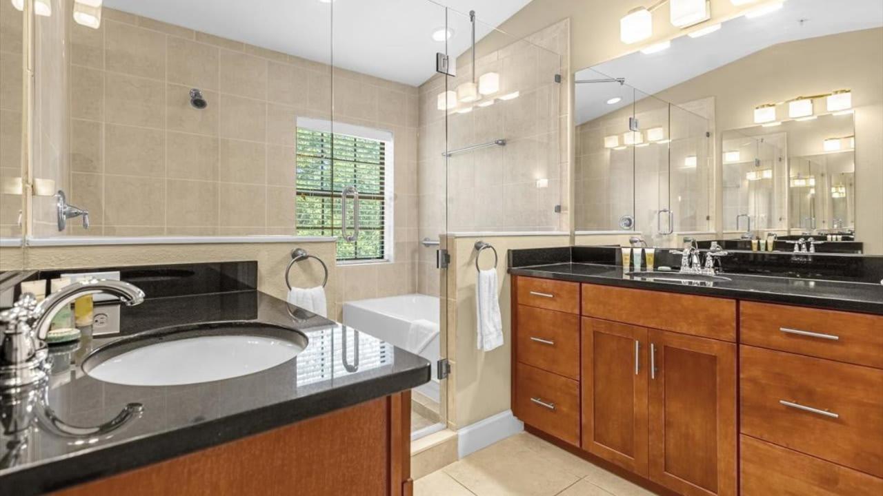 Spring Break Paradise! Renovated Townhome By Holiday home *