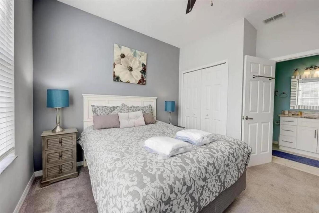 Holiday home Five -