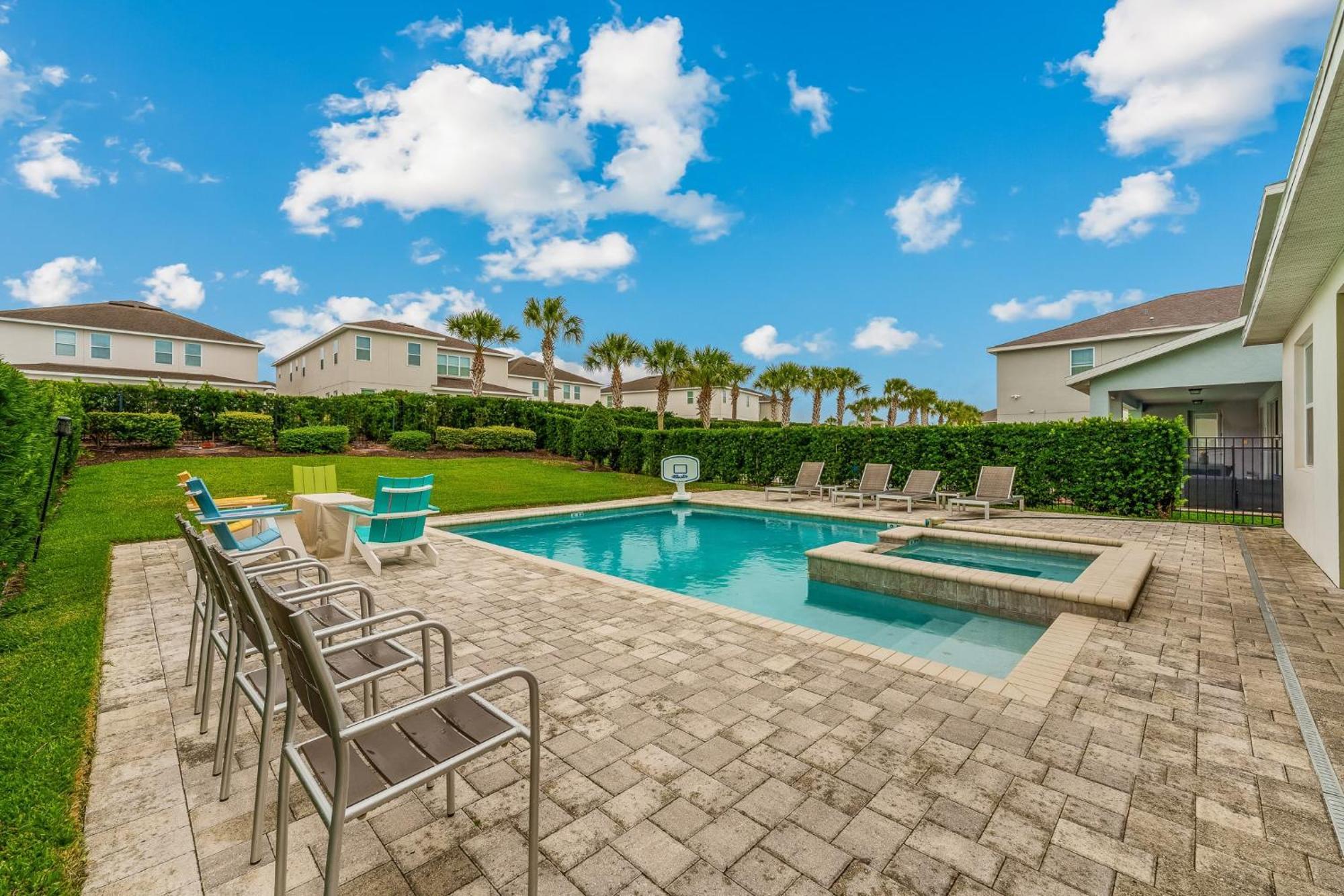 Holiday home Heated Pool Game Reunion 6mi To *