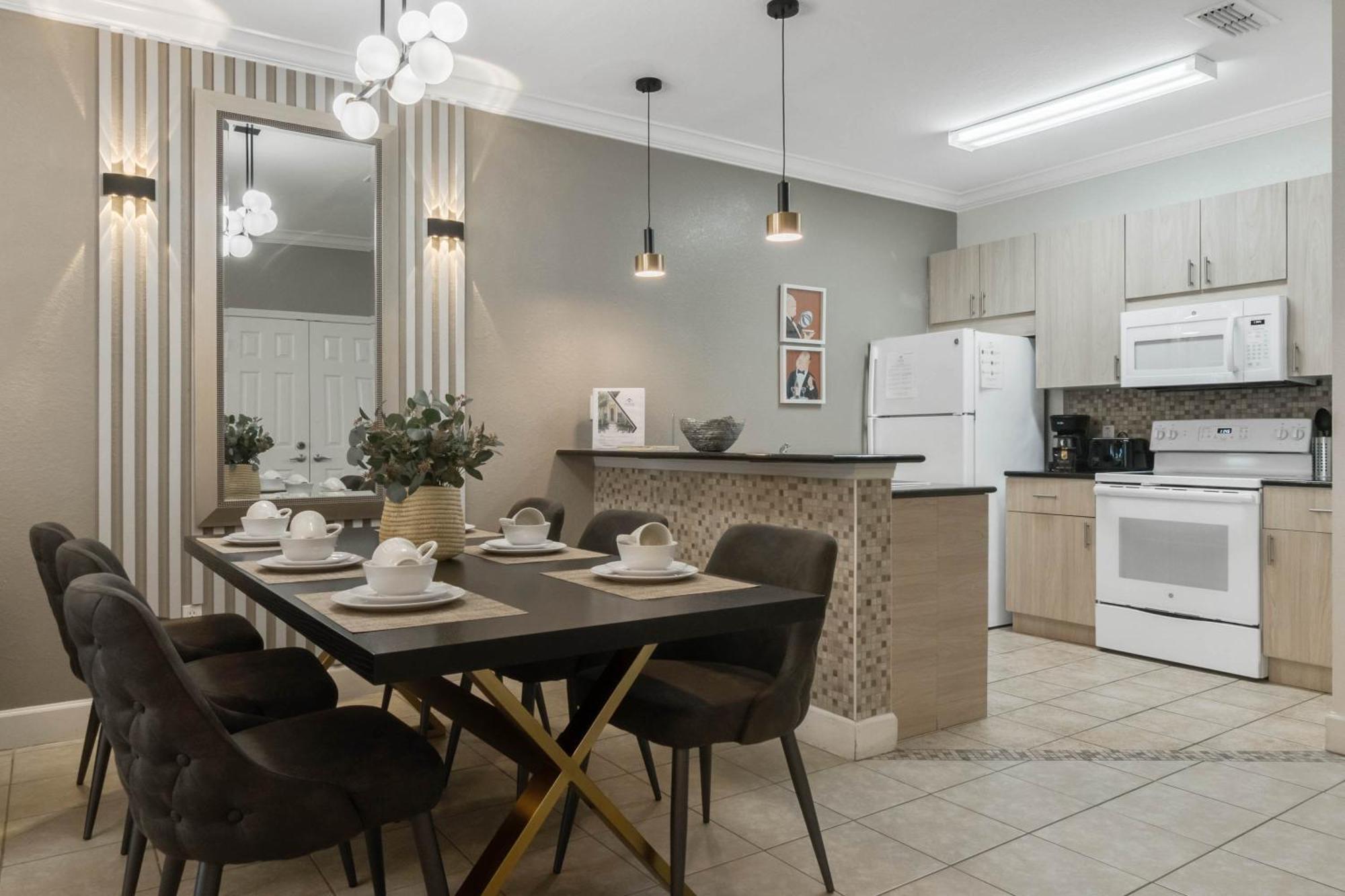 3 Bedrooms - 2 Bathrooms - Lucaya Village 6-107 * Orlando