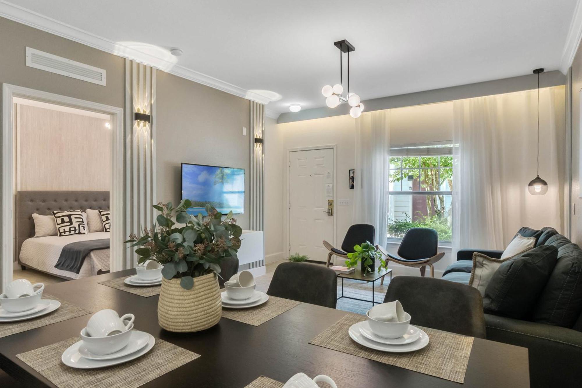 3 Bedrooms - 2 Bathrooms - Lucaya Village 6-107