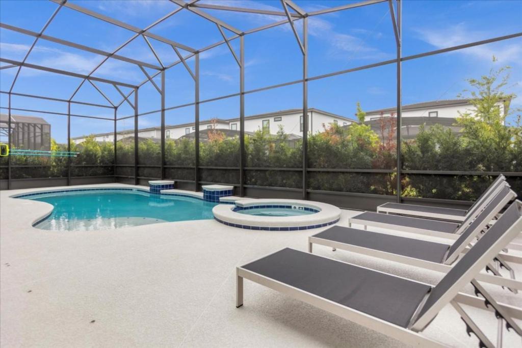 Holiday home 15 Bedrooms-16 Bathrooms- Paradiso Grande 6313ss Orlando